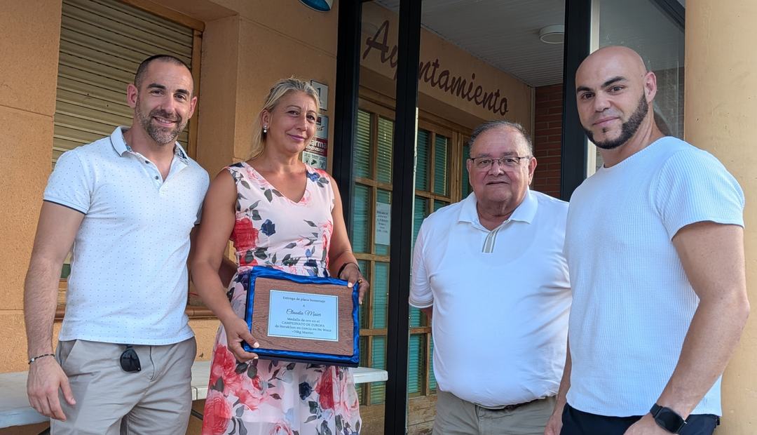 Team Cruz participa en la Semana Cultural de Terrer con un reconocimiento a Claudia Maier