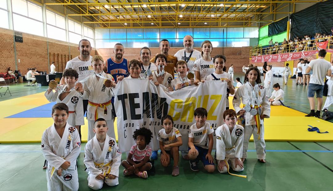 El Team Cruz firma una actuación histórica en el III Open Nacional de Castellón